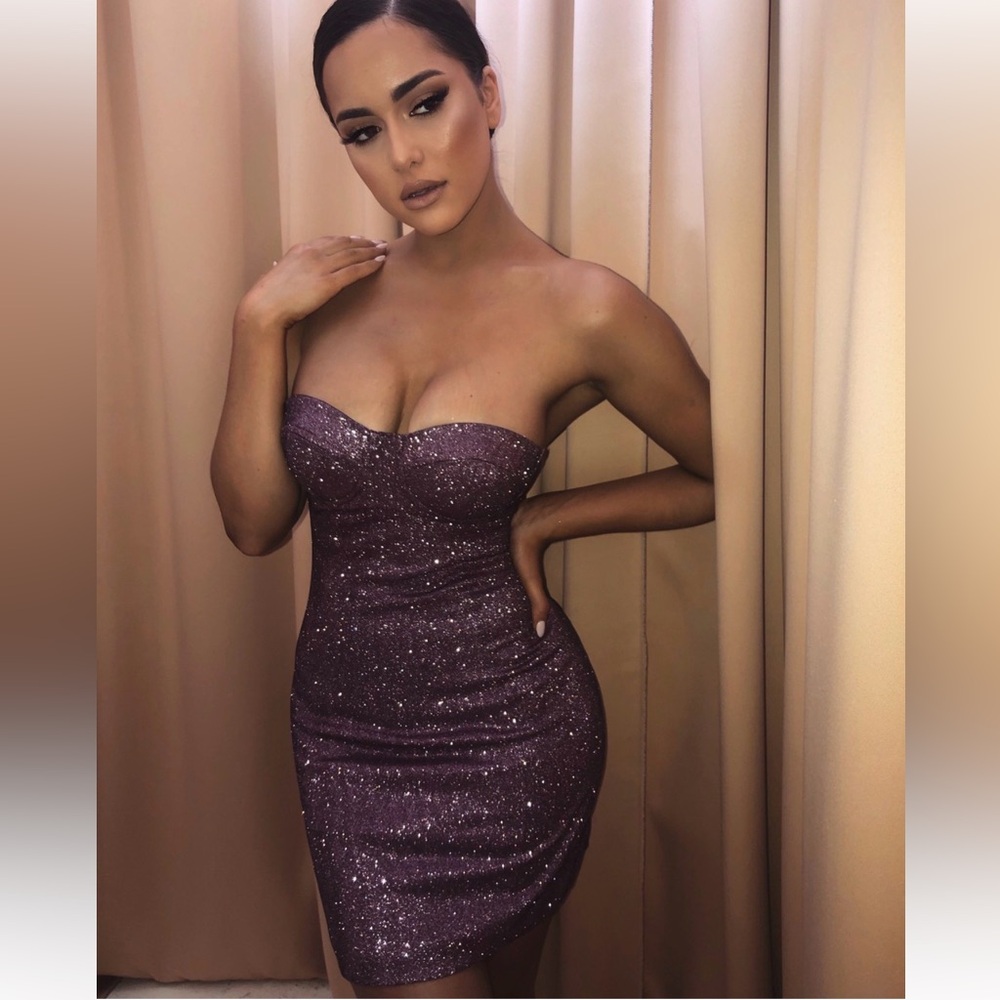 Meshki Elegant Purple Strapless Dress